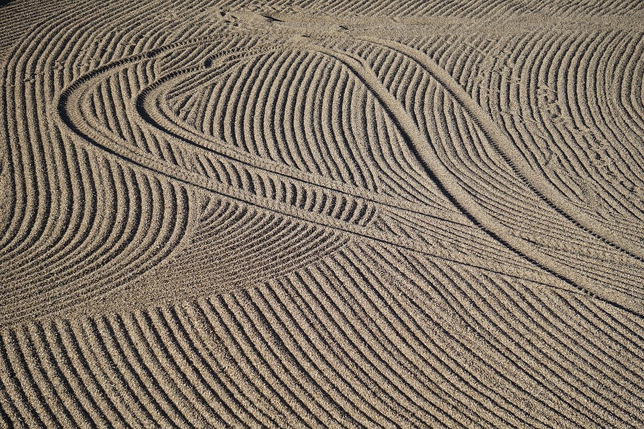 Obniżka cen gazu zaskakuje! Jak wpłynie na inflację?
