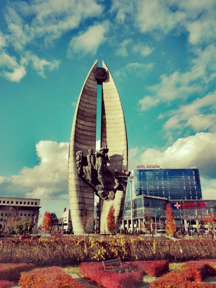 Rzeszów: Co przyniesie prognoza pogody na 26.05.2025?