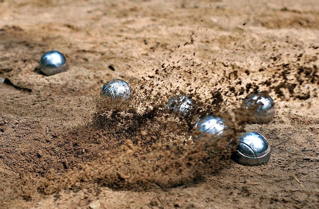 Pokerowe zagranie Mentzena: Trzaskowski w trudnej sytuacji przed II turą wyborów