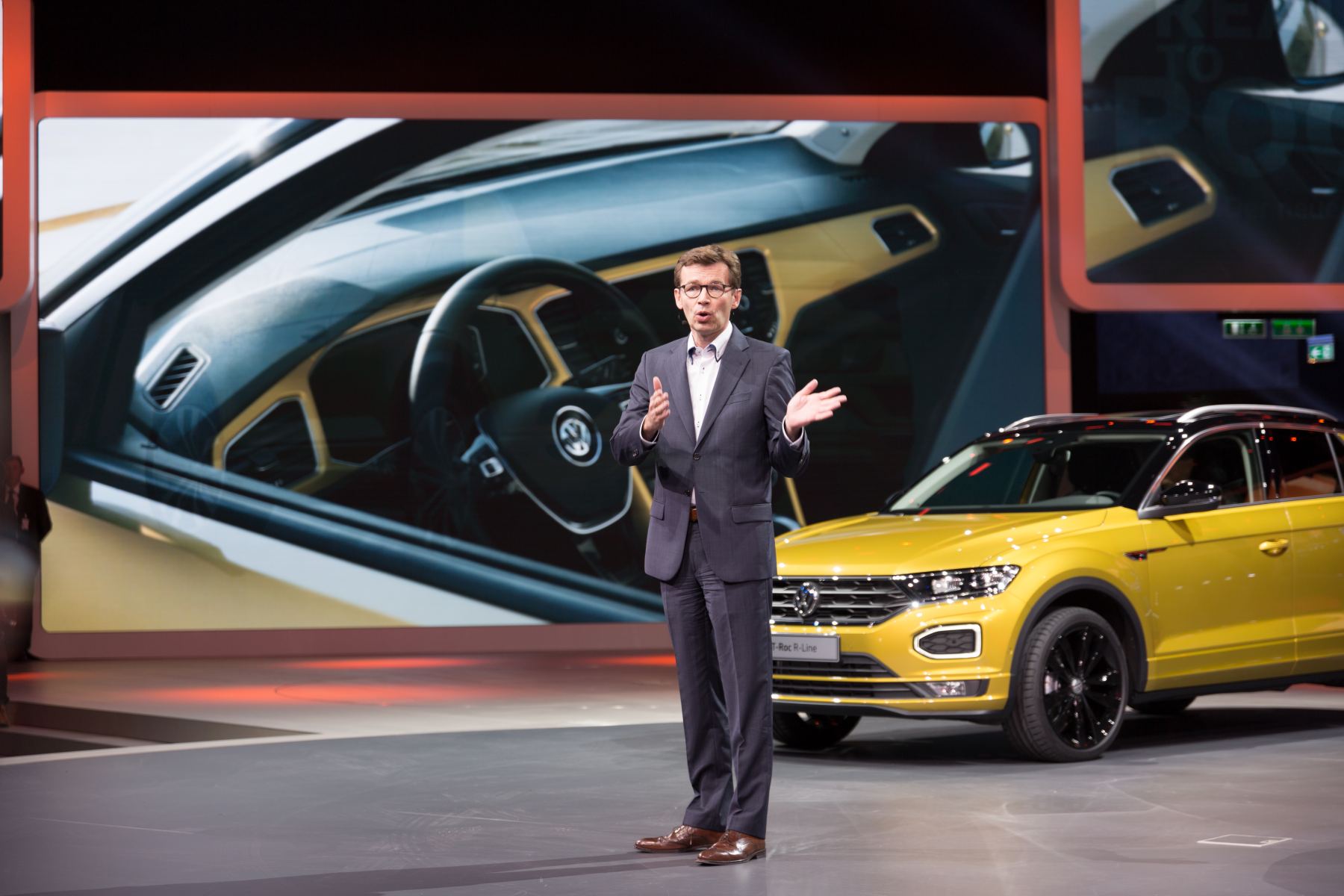 Odkryj nowy Volkswagen T-Roc: Większy, nowocześniejszy i z hybrydą pod maską!