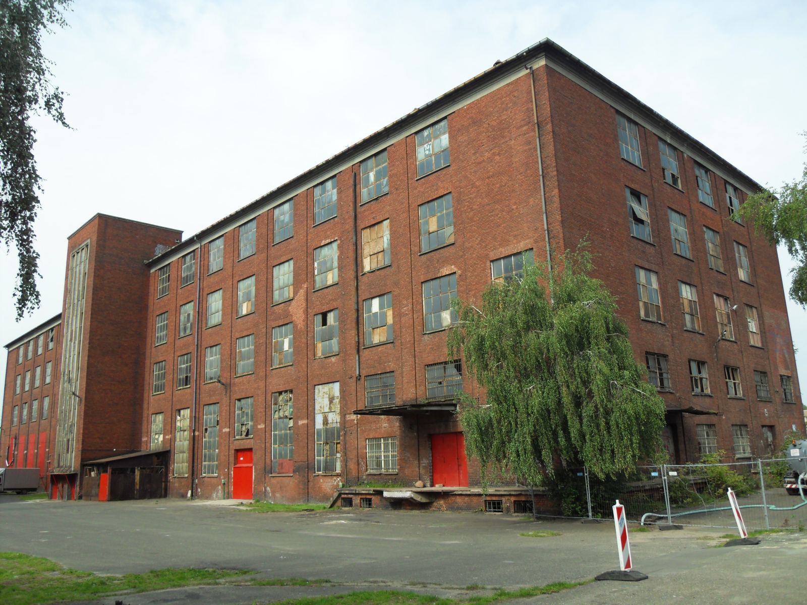 Strajk Ostrzegawczy w Stoczni Gdańskiej: Co Chcą Związkowcy?