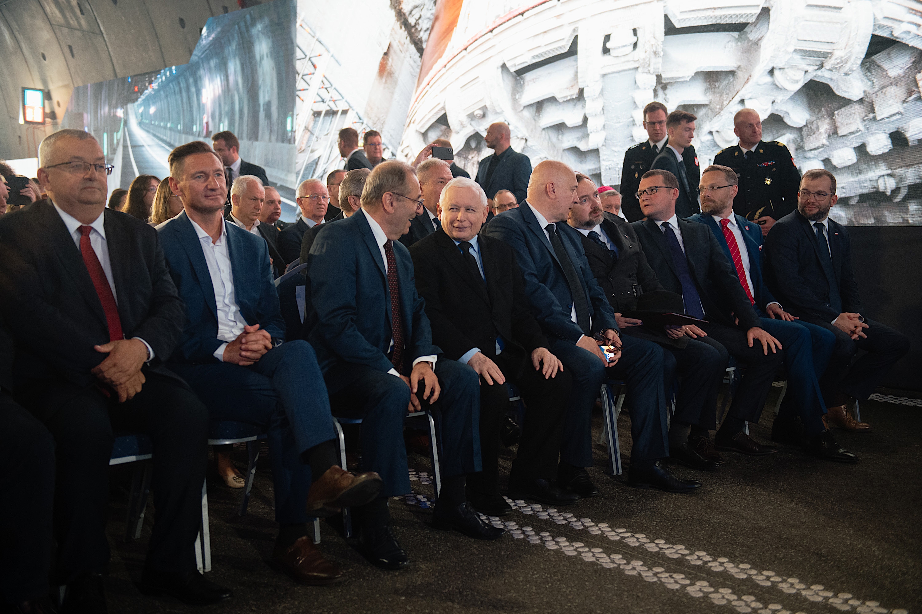 Jak rosyjski dron mógł latać nad Polską? Kaczyński komentuje incydent