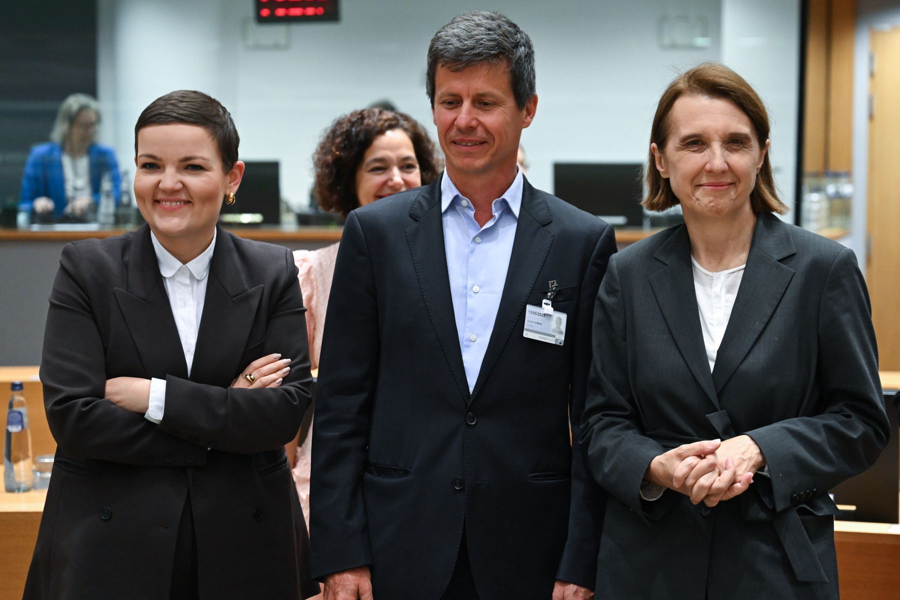 Odkryj tajemnice majątku: jak Marta Cienkowska inwestuje w mieszkanie i nietypowe waluty?