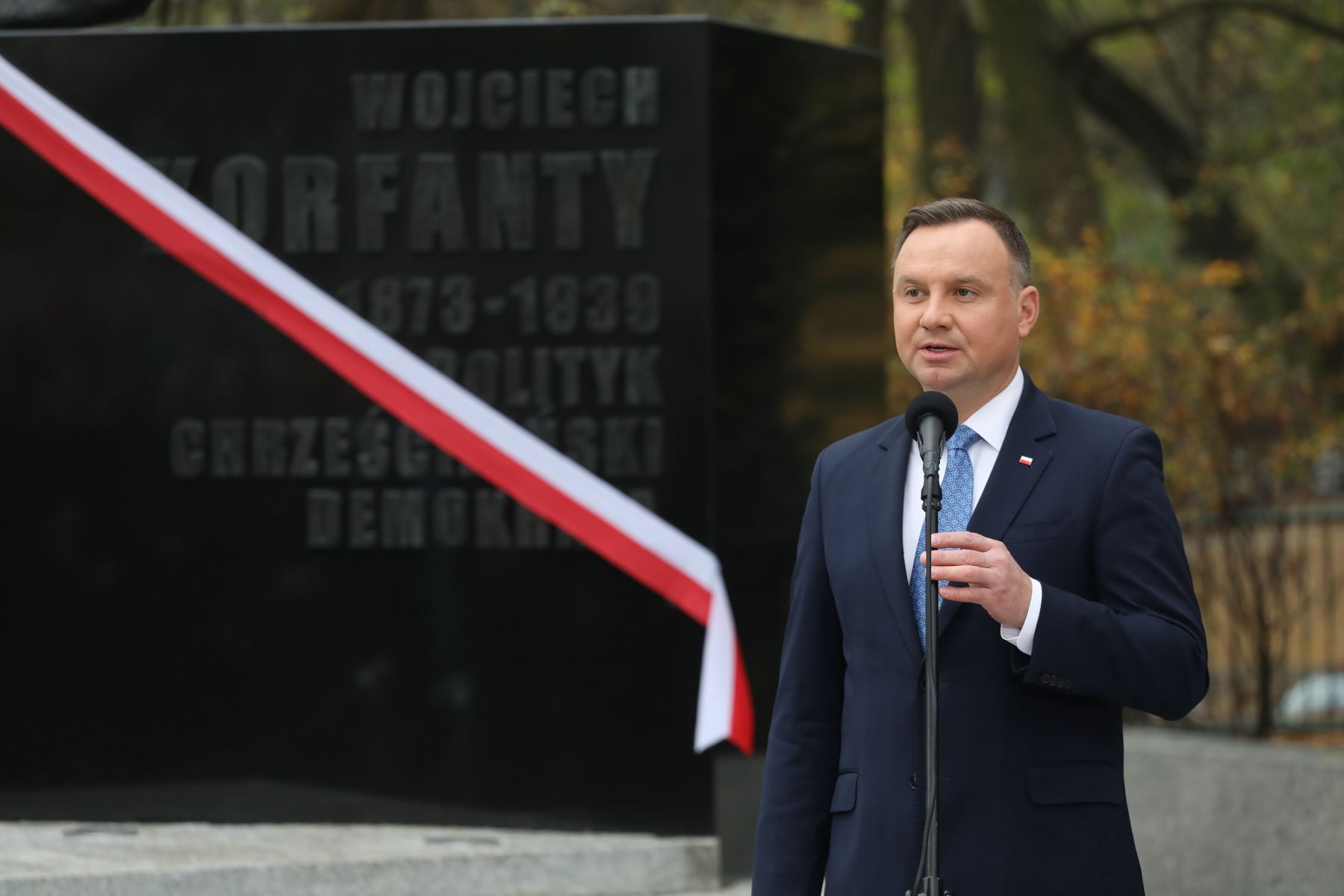 Weto prezydenta: Czy decyzja podzieliła społeczeństwo? Sprawdzamy opinie!