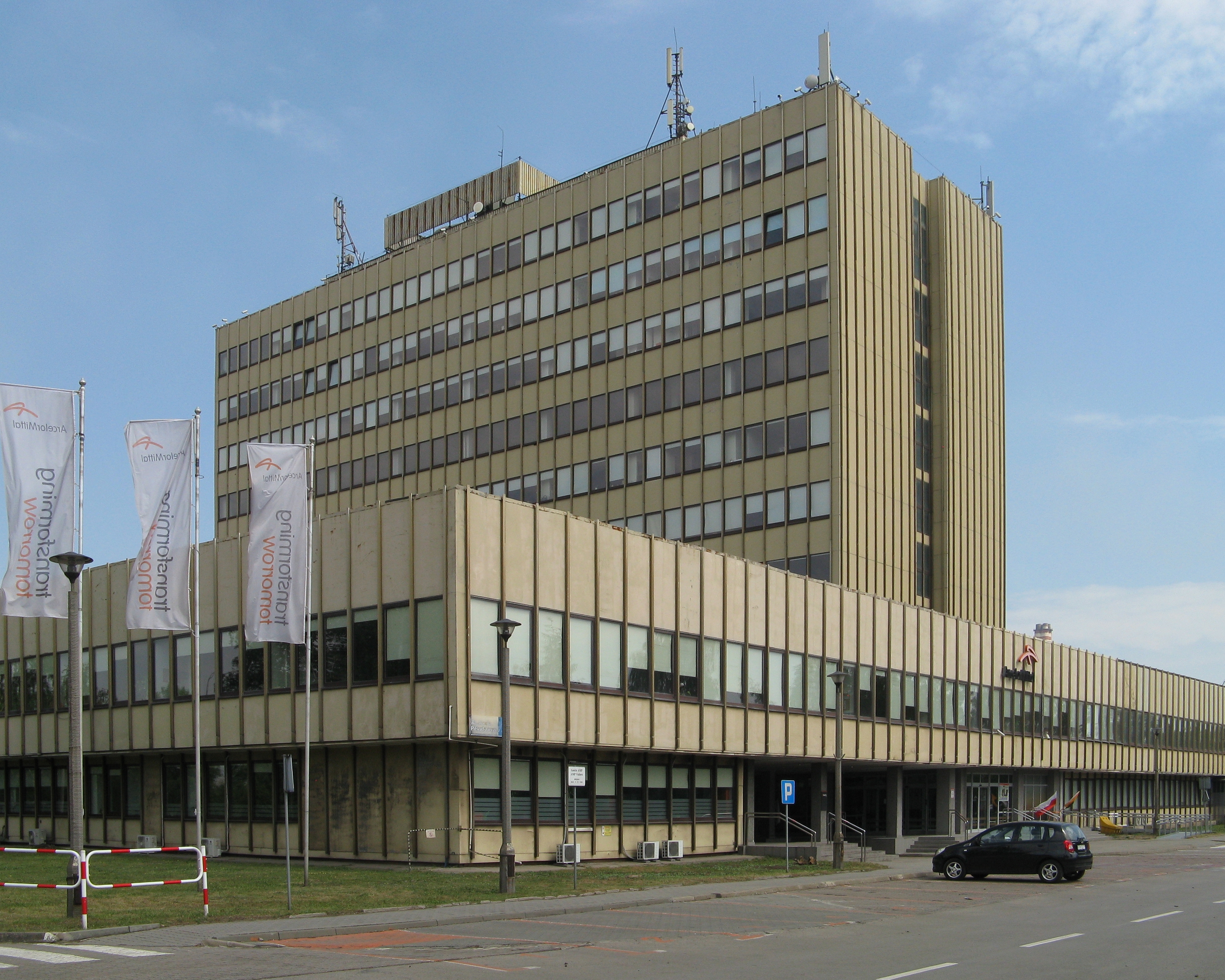 ArcelorMittal: Inwestycja w Fotowoltaikę i Modernizacja za 50 Milionów Złotych