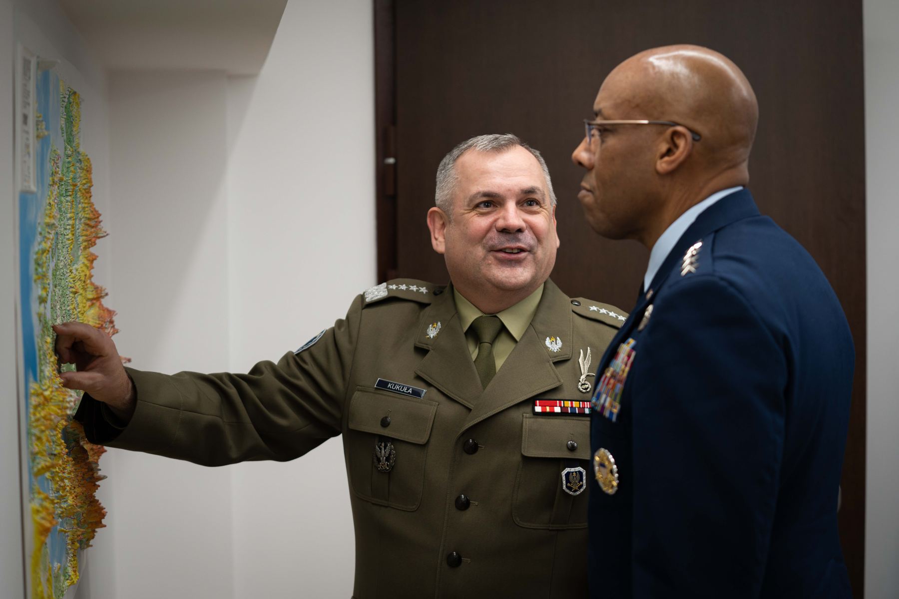 Generał Kukuła: Niespodziewane ostrzeżenie z Białorusi. Co to oznacza dla bezpieczeństwa?