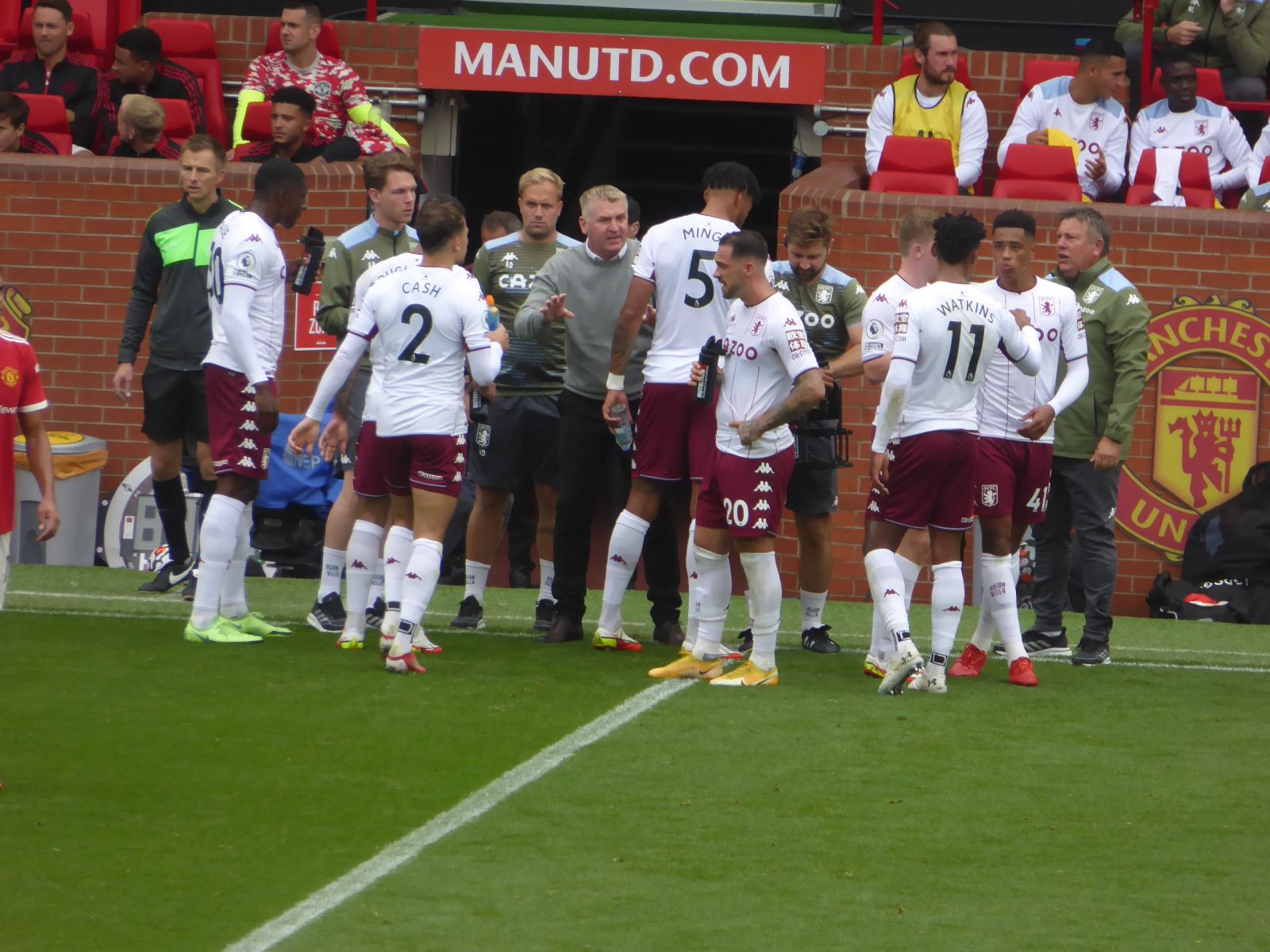 Matty Cash: Od Bólu do Chwały! Co za Gol Polaka w Premier League!