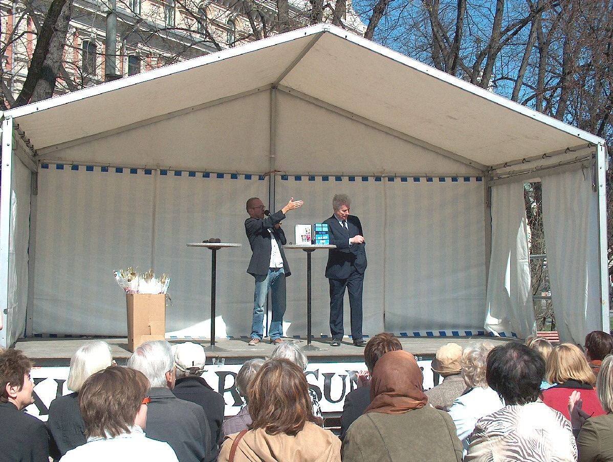 Sensacyjny powrót króla powieści historycznej! Ken Follett zdradzi sekrety Stonehenge?